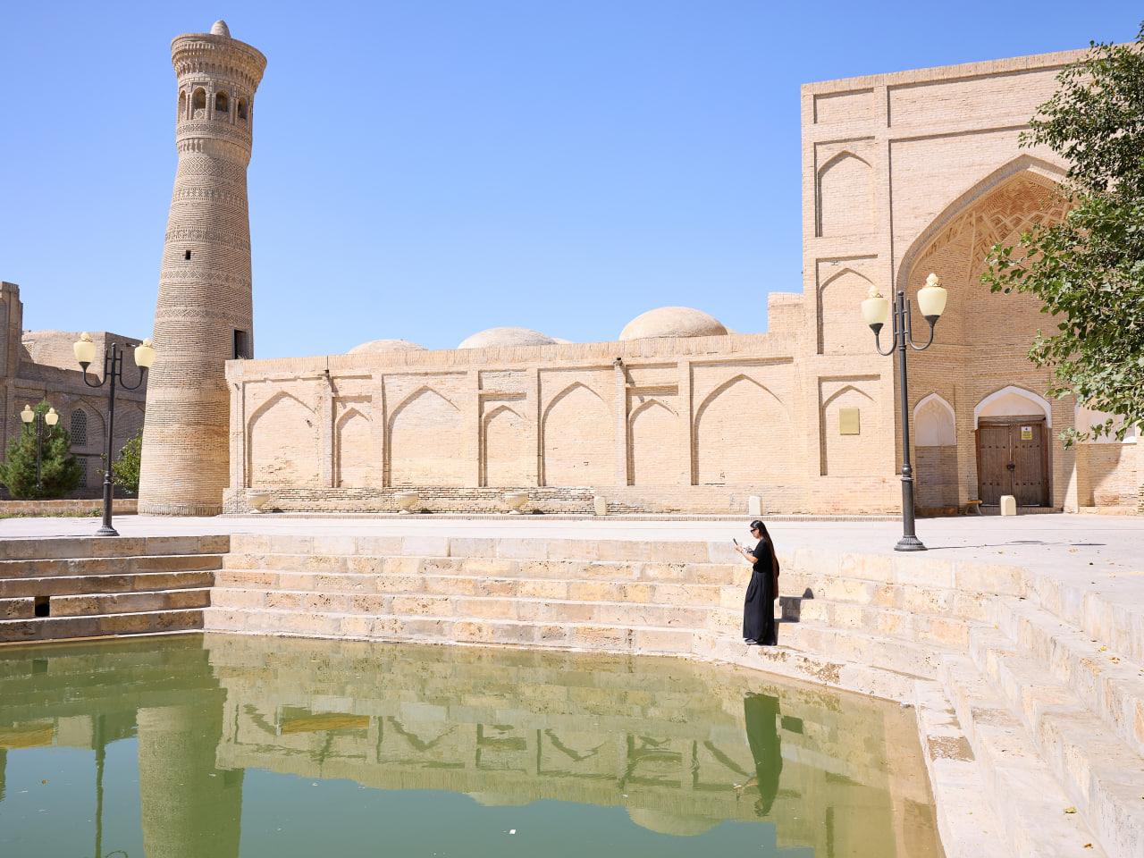 Bukhara_Biennial_site_Khoja_Kalon_Courtesy_of_Uzbekistan_Art_edited.jpg